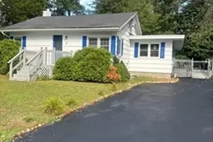 7 Central Ave, Plymouth, MA 02360 - Photo 1