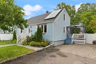 12 Cedar Cir, Randolph, MA 02368 - Photo 5