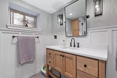 22 John F Kennedy Dr, Millbury, MA 01527 - Photo 9