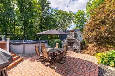 22 John F Kennedy Dr, Millbury, MA 01527 - Photo 23