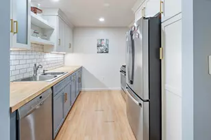 5 Greenbriar Dr, North Reading, MA 01864 - Photo 1