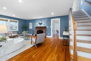 22 Ash St, Melrose, MA 02176 - Photo 13