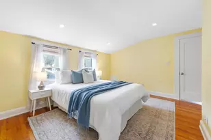 22 Ash St, Melrose, MA 02176 - Photo 29