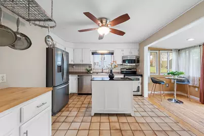 22 Ash St, Melrose, MA 02176 - Photo 17