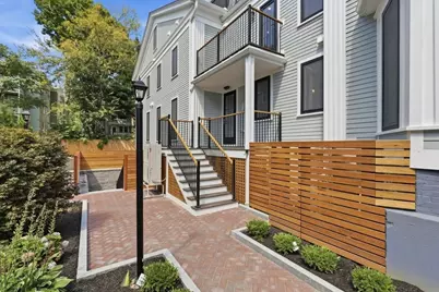 305 Chestnut Ave #4, Boston, MA 02130 - Photo 5