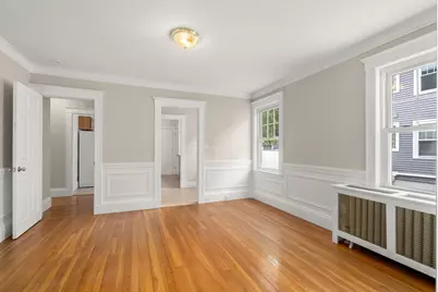 106 Poplar St #1, Watertown, MA 02472 - Photo 5