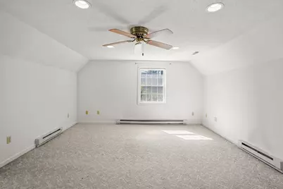 47 Cherry Hl, Holyoke, MA 01040 - Photo 21