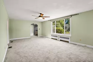 47 Cherry Hill, Holyoke, MA 01040 - Photo 5
