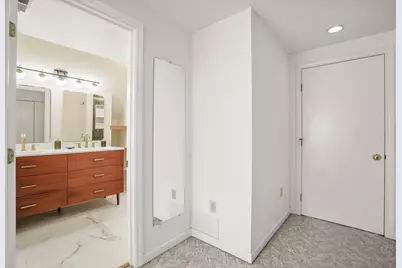 47 Cherry Hl, Holyoke, MA 01040 - Photo 25