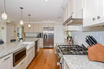 324 Front Street #4, Marion, MA 02738 - Photo 5
