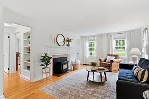 60 Russell Ave, Suffield, MA 01078 - Photo 9