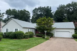 43 Pineridge Dr, Westfield, MA 01085 - Photo 11