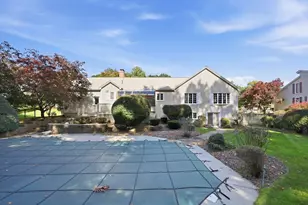 43 Pineridge Dr, Westfield, MA 01085 - Photo 3
