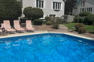 43 Pineridge Dr, Westfield, MA 01085 - Photo 5