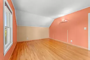 84 Hampson St, Dracut, MA 01826 - Photo 17