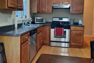 7 Jaclyn Ln, Pembroke, MA 02359 - Photo 1
