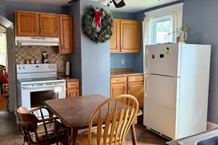 250 Conway St, Greenfield, MA 01301 - Photo 11