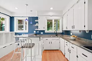 24 Poplar St, Melrose, MA 02176 - Photo 13