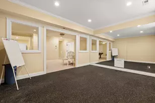 37 Wall St, Wellesley, MA 02481 - Photo 27