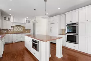 37 Wall St, Wellesley, MA 02481 - Photo 13