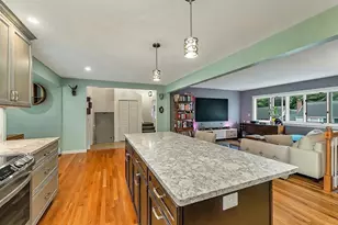 10 Davis Rd, Merrimack, NH 03054 - Photo 3