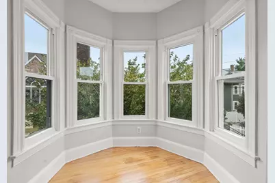 2 Holton St #2B, Medford, MA 02155 - Photo 5