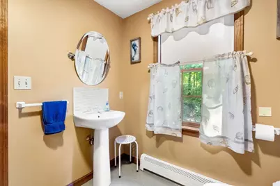 233 Lovers Ln, Haverhill, MA 01830 - Photo 33