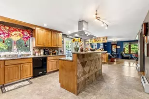 233 Lovers Ln, Haverhill, MA 01830 - Photo 29