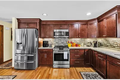 42 Melbourne Rd, Worcester, MA 01607 - Photo 11