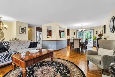 42 Melbourne Rd, Worcester, MA 01607 - Photo 3