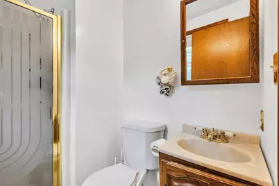 42 Melbourne Rd, Worcester, MA 01607 - Photo 17
