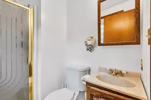 42 Melbourne Rd, Worcester, MA 01607 - Photo 17