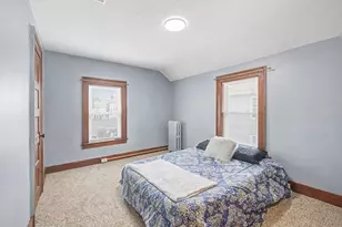 55 Elmwood Ave, Holyoke, MA 01040 - Photo 23