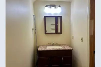 43 Lincoln St, Greenfield, MA 01301 - Photo 19