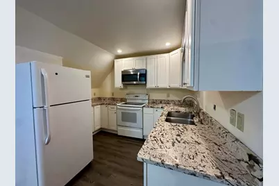 43 Lincoln St, Greenfield, MA 01301 - Photo 17