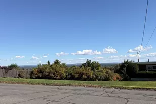 171 Huron Ave, Holyoke, MA 01040 - Photo 3