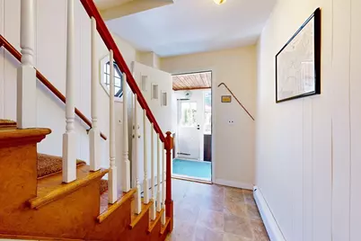 13 Cottage Park Ave, Cambridge, MA 02140 - Photo 3