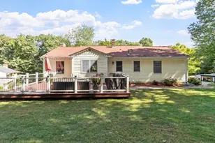 43 Windy Ridge Rd, Holden, MA 01522 - Photo 11
