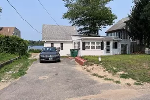 51 Adams, Pembroke, MA 02359 - Photo 3