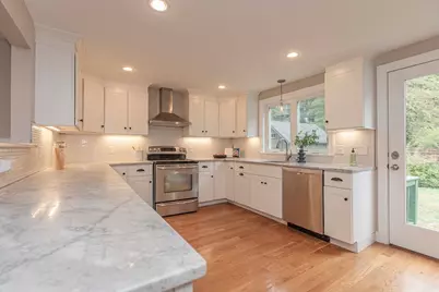 16 Norfolk Place, Sharon, MA 02067 - Photo 15