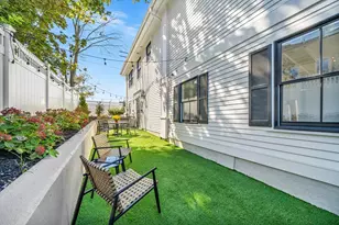 33 Chestnut St, Andover, MA 01810 - Photo 31