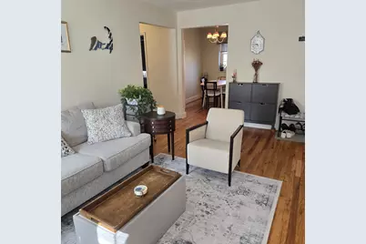 31-1/2 Englewood Ave #3, Brookline, MA 02445 - Photo 1