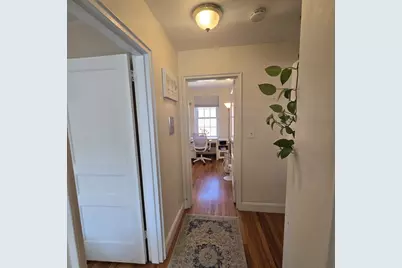 31-1/2 Englewood Ave #3, Brookline, MA 02445 - Photo 7
