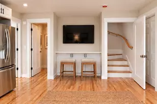 17 Macarthur St, Somerville, MA 02143 - Photo 7