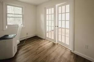 7 Ledgeville Ave, Foxboro, MA 02035 - Photo 11