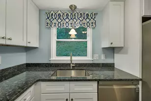 56 South Riverview, Haverhill, MA 01835 - Photo 11