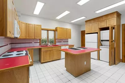 42 Howard St, Cambridge, MA 02139 - Photo 17