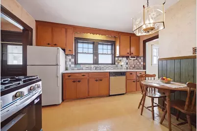254 Lynnfield St, Lynn, MA 01904 - Photo 5
