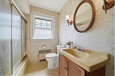 254 Lynnfield St, Lynn, MA 01904 - Photo 13