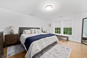 33 Skyhawk Cir, Weymouth, MA 02190 - Photo 11